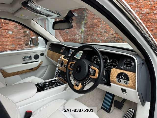 ROLLS-ROYCE CULLINAN 2019-06 211284-7