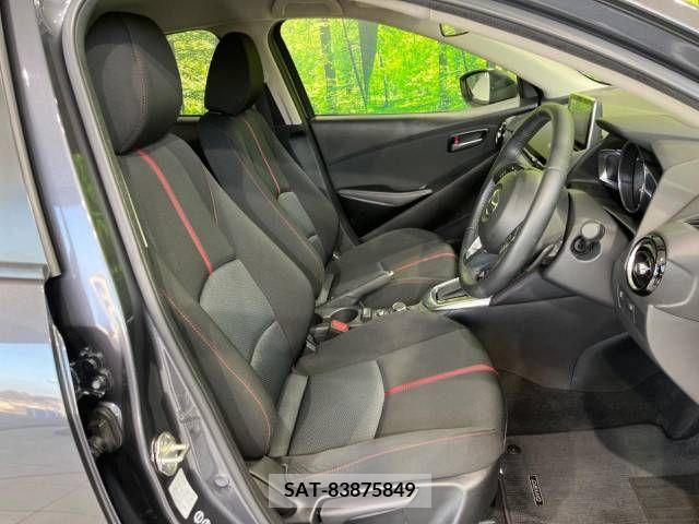 Mazda DEMIO 2015-05 267600-8