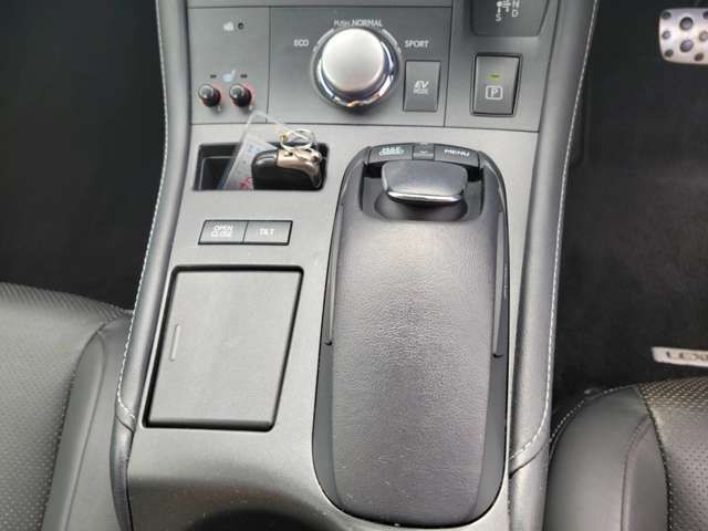 Lexus CT 2012-10 8843-15