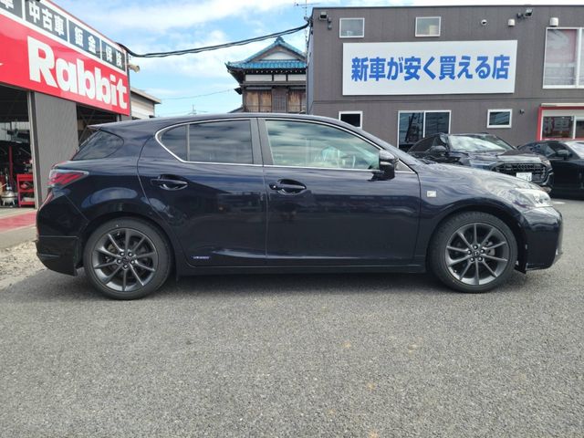 Lexus CT 2012-10 8843-27