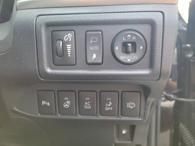 Lexus CT 2012-10 8843-19