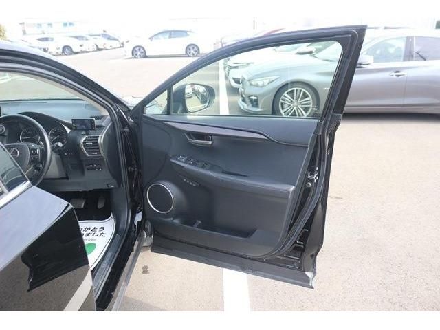 Lexus NX 2017-03 27800-8
