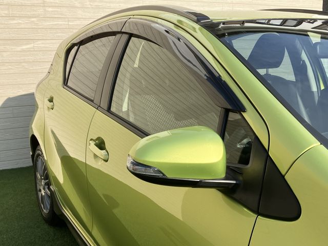 Toyota AQUA 2015-04 7847-4