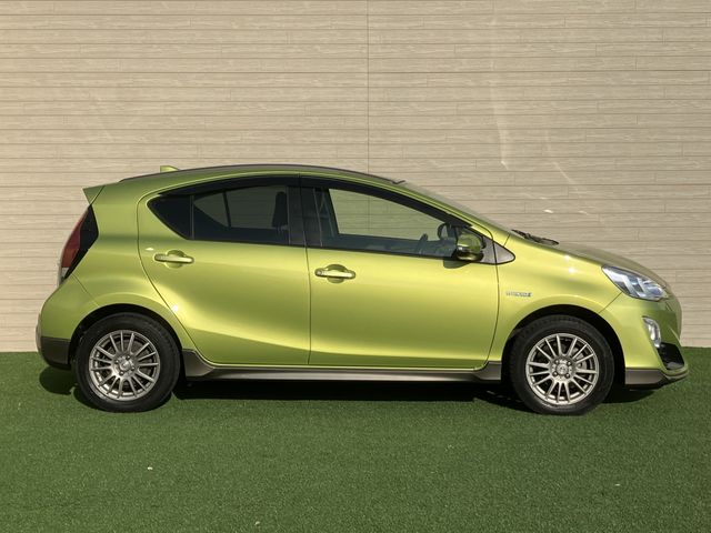 Toyota AQUA 2015-04 7847-6