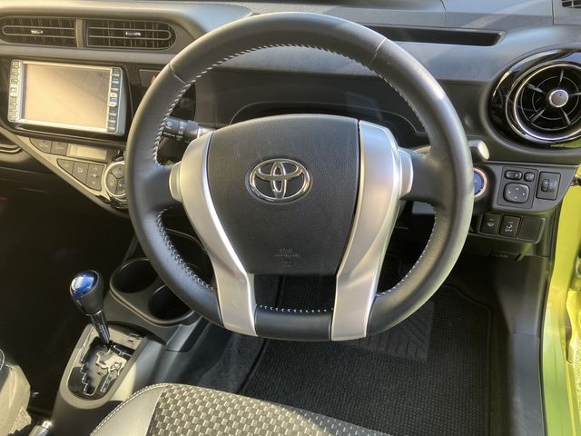 Toyota AQUA 2015-04 7847-14