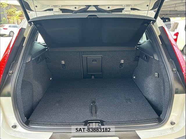 Volvo XC40 2021-07 288778-17