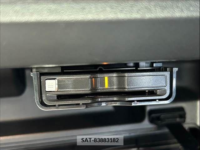 Volvo XC40 2021-07 288778-7