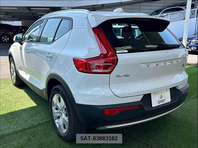 Volvo XC40 2021-07 288778-16