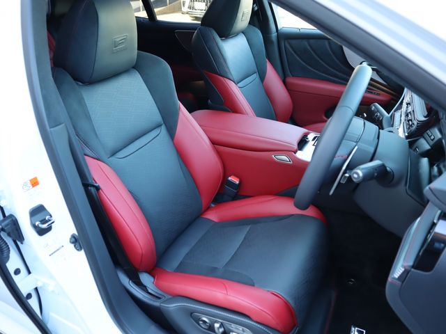 Lexus LS 2023-07 194749-8