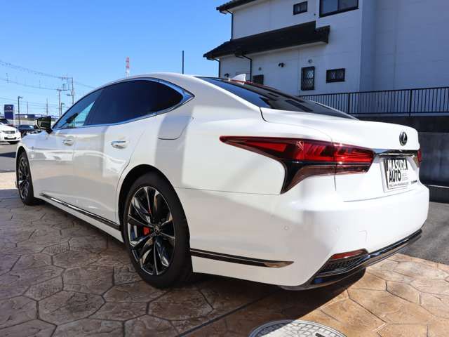 Lexus LS 2023-07 194749-4