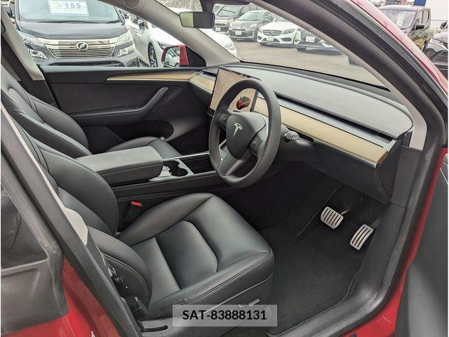 Tesla MODEL Y 2022-09 310906-8