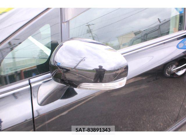 Toyota PRIUS ALPHA 2011-09 232594-13
