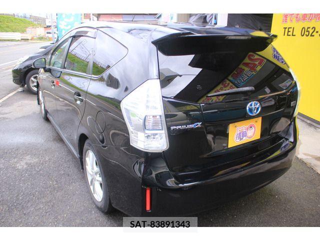 Toyota PRIUS ALPHA 2011-09 232594-19