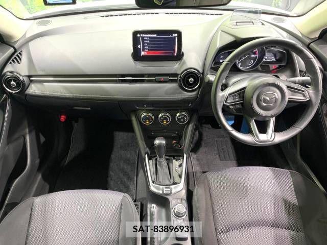 Mazda DEMIO 2017-06 267851-1