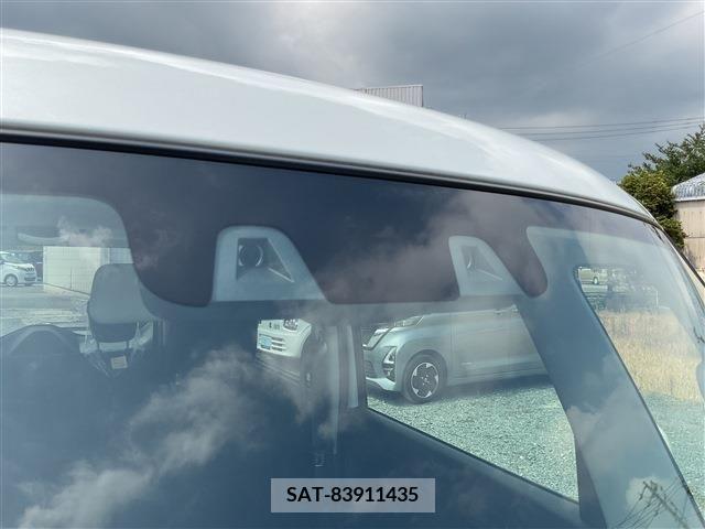 Suzuki SPACIA 2023-09 368592-4