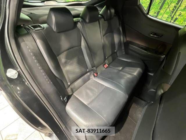 Toyota C-HR 2017-04 234004-9