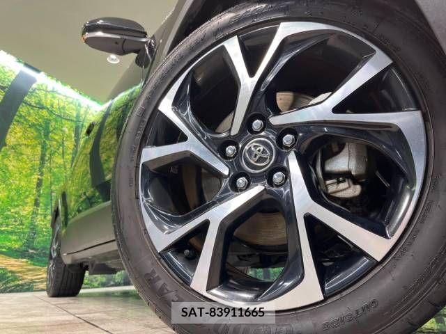 Toyota C-HR 2017-04 234004-13