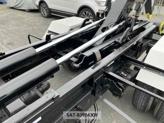 Mitsubishi FIGHTER 2006-07 388893-6