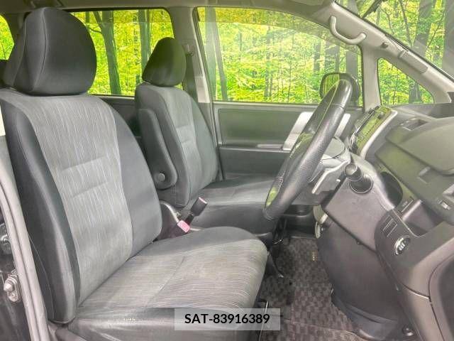 Toyota NOAH 2010-07 321296-8