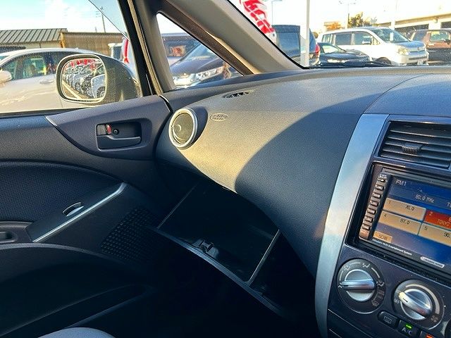 Mitsubishi COLT 2005-02 196704-23