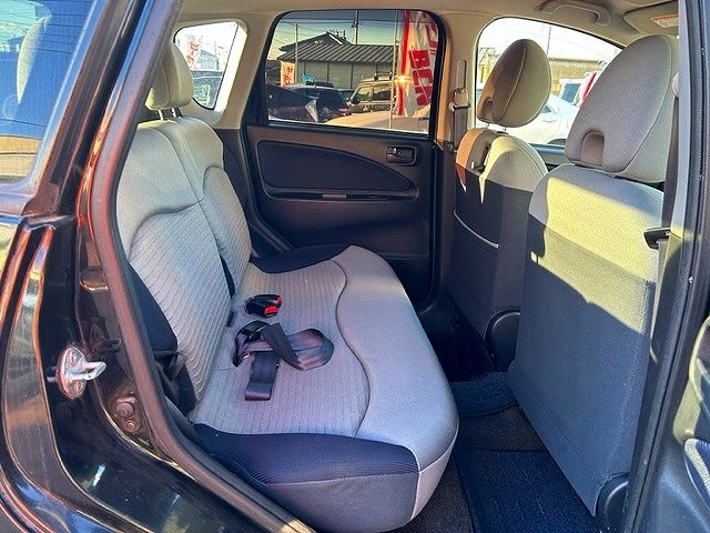 Mitsubishi COLT 2005-02 196704-9