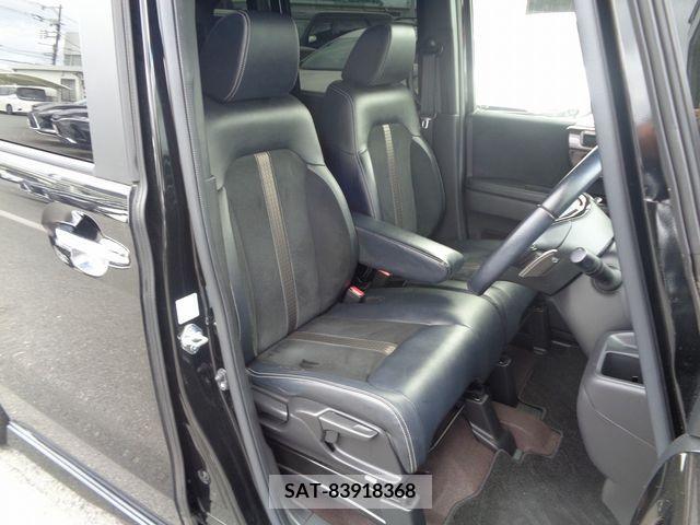 Honda N BOX CUSTOM 2019-03 214208-3
