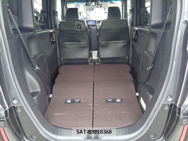 Honda N BOX CUSTOM 2019-03 214208-8