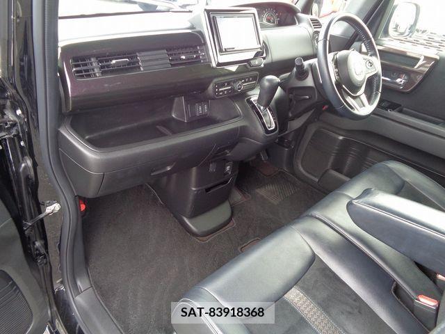 Honda N BOX CUSTOM 2019-03 214208-10
