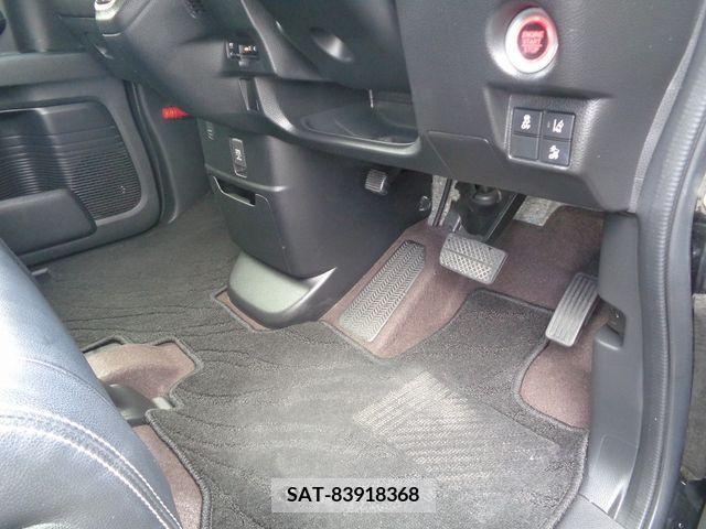 Honda N BOX CUSTOM 2019-03 214208-15