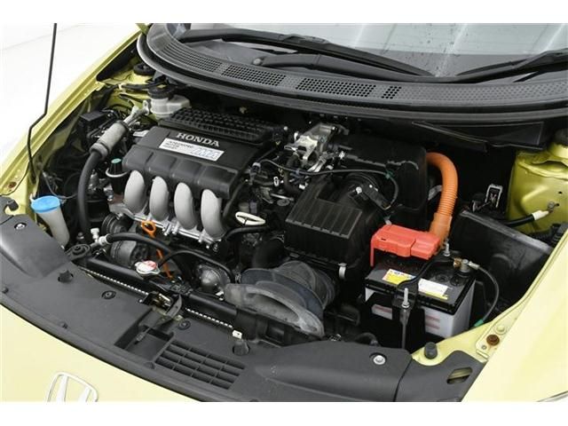 Honda CR-Z 2013-02 181645-19