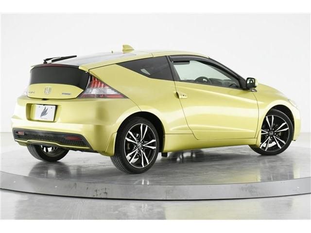 Honda CR-Z 2013-02 181645-1