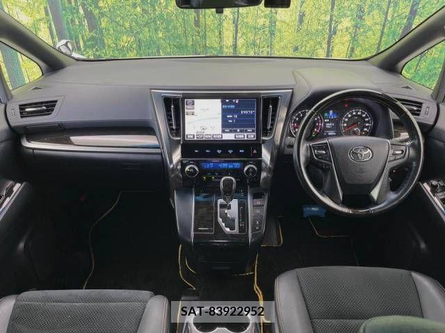 Toyota VELLFIRE 2017-06 378175-1