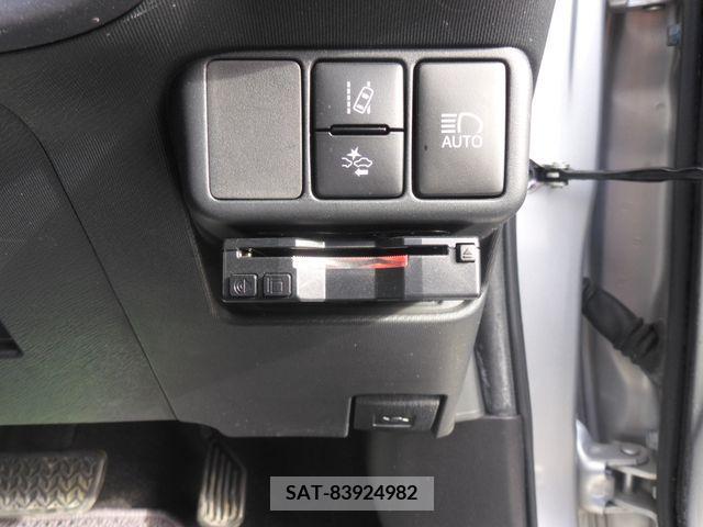 Toyota AQUA 2018-12 206094-3