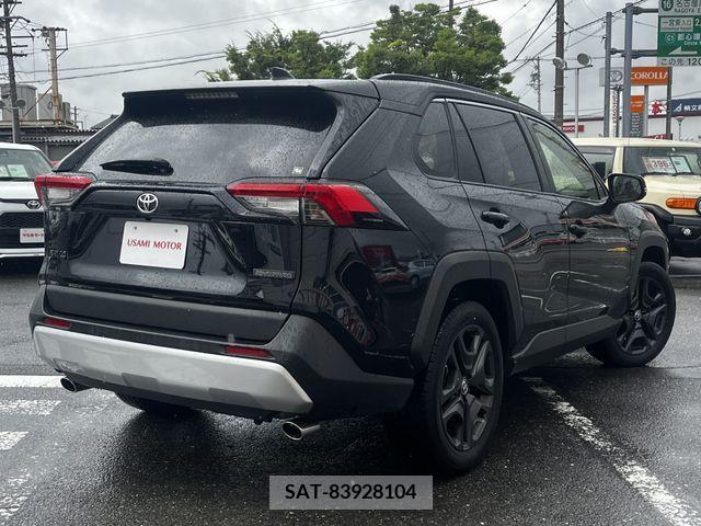 Toyota RAV4 2023-03 313227-1
