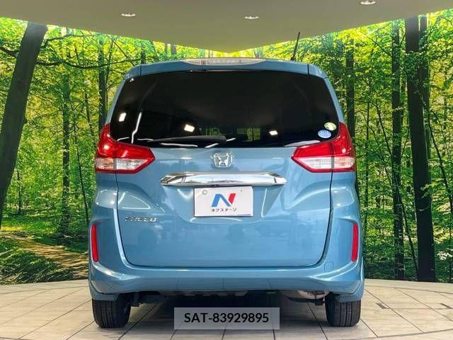 Honda FREED 2018-03 330930-16