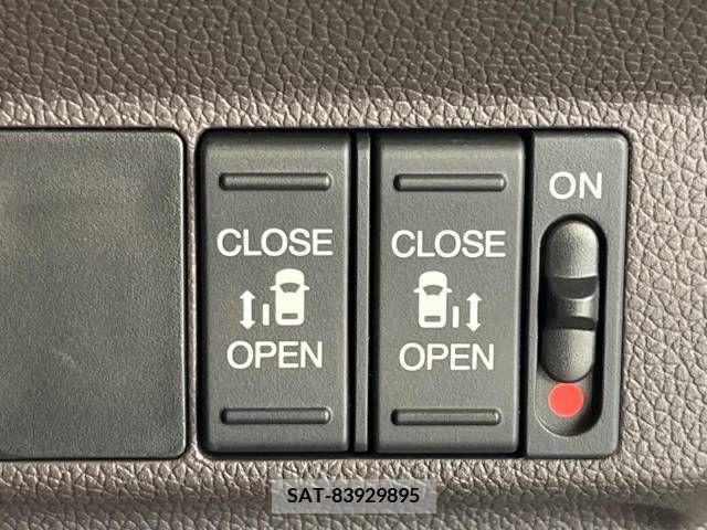 Honda FREED 2018-03 330930-3
