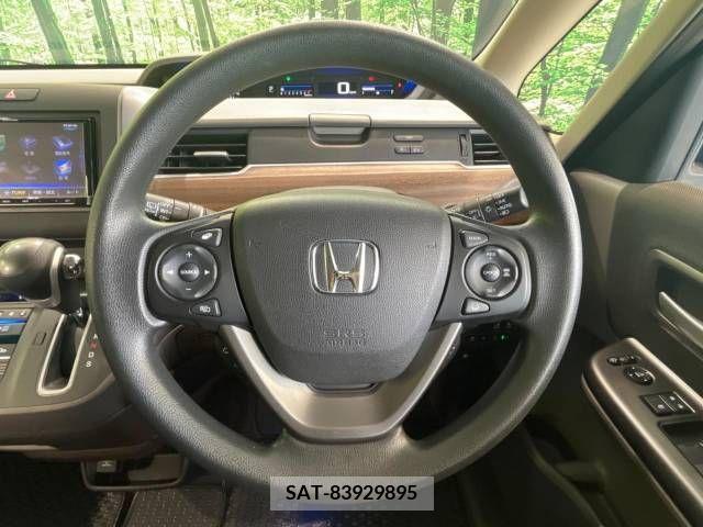 Honda FREED 2018-03 330930-11