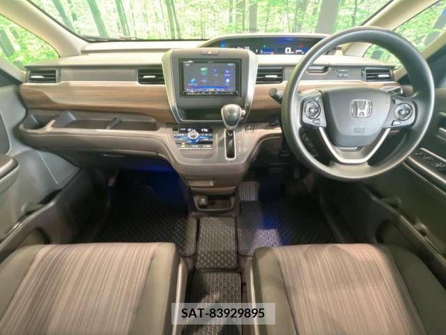 Honda FREED 2018-03 330930-1