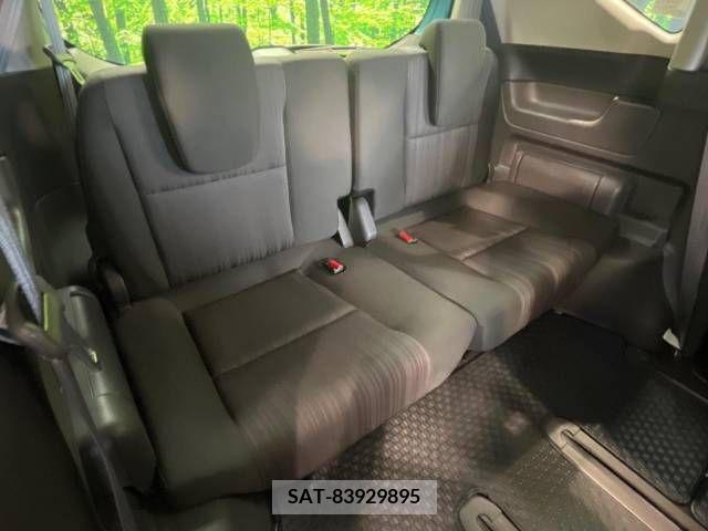 Honda FREED 2018-03 330930-10