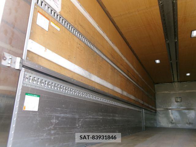 Isuzu GIGA 2016-08 301510-19