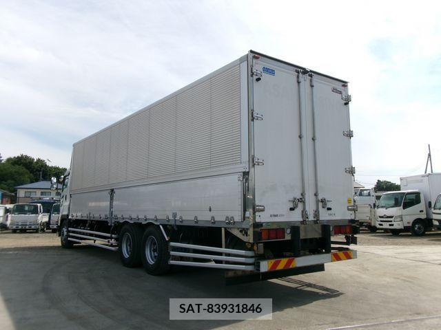 Isuzu GIGA 2016-08 301510-11