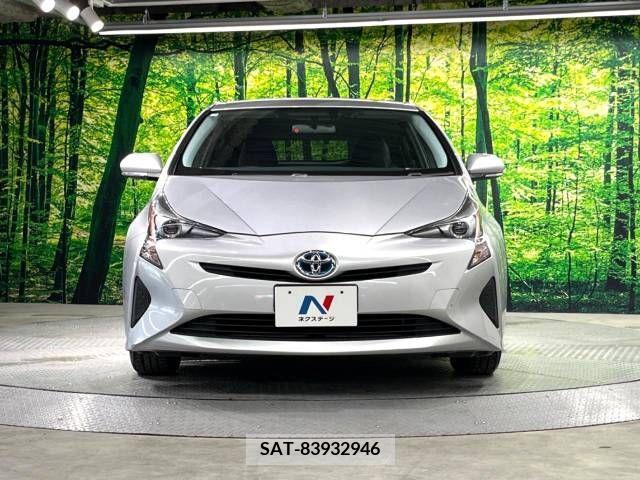 Toyota PRIUS 2016-05 366539-14