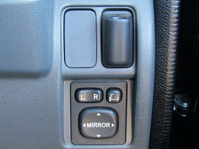 Daihatsu HIJET CARGO 2016-09 22981-21