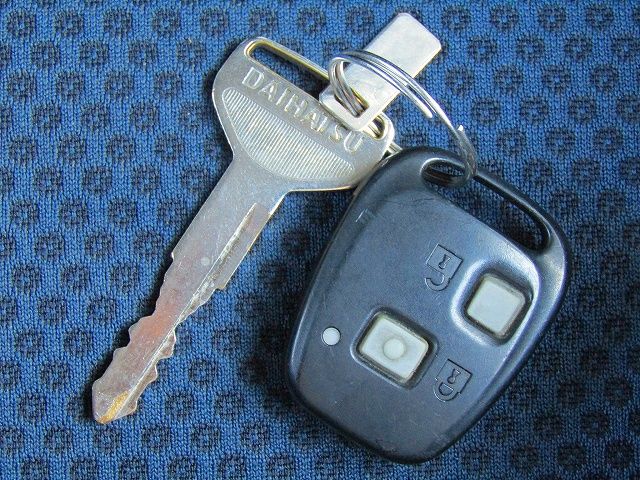 Daihatsu HIJET CARGO 2016-09 22981-23