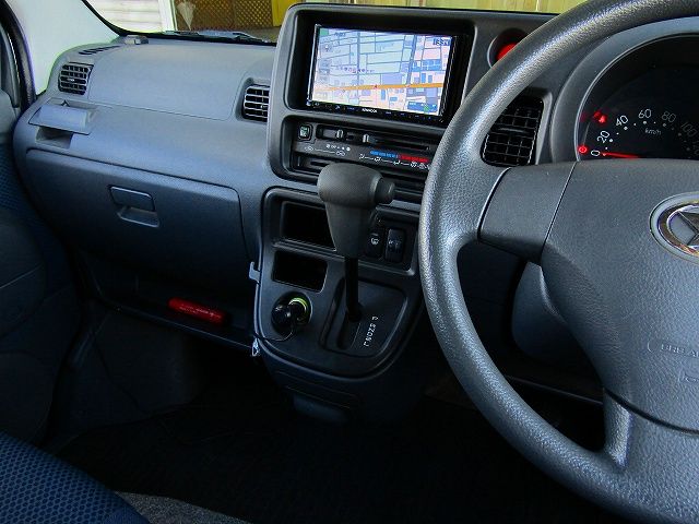 Daihatsu HIJET CARGO 2016-09 22981-4