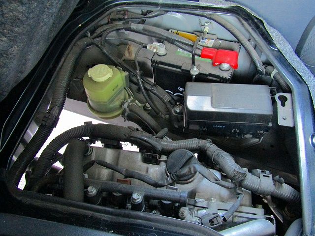 Daihatsu HIJET CARGO 2016-09 22981-27