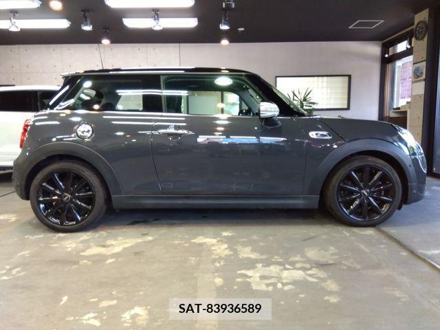 Bmw MINI 2019-03 363795-3
