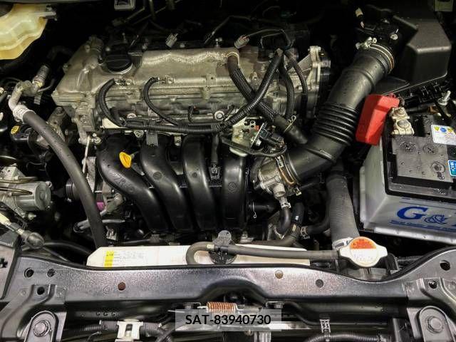 Toyota VOXY 2016-10 217358-18