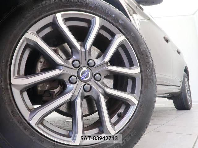 Volvo XC60 2015-06 341988-16
