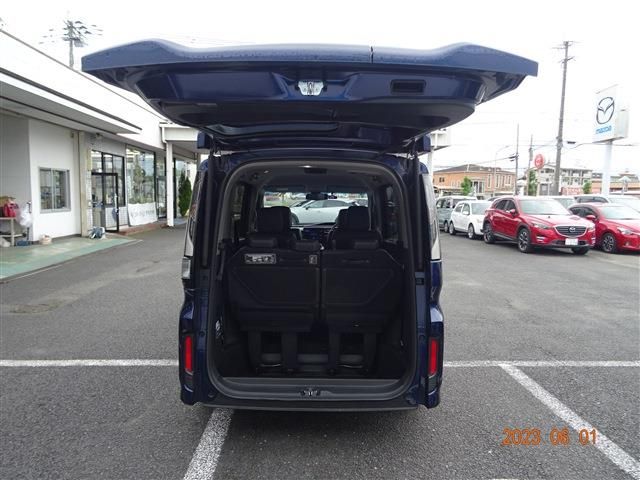 Honda e 2021-03 8531-7